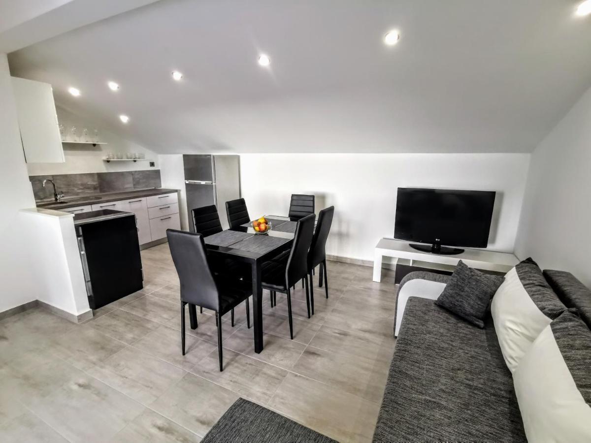 Apartman Krnić Sibenik Bagian luar foto